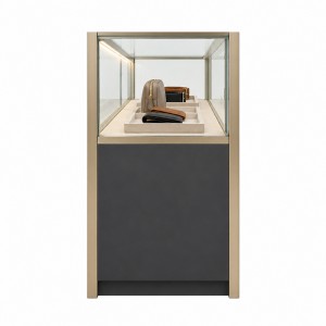 Glass display counter for leather goods (1)