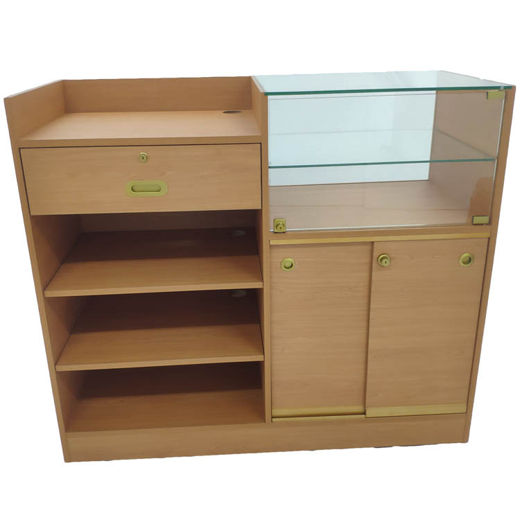https://www.oyeshowcases.com/glass-countertop-display-case-with-sliding-door-with-lock-oye-product/